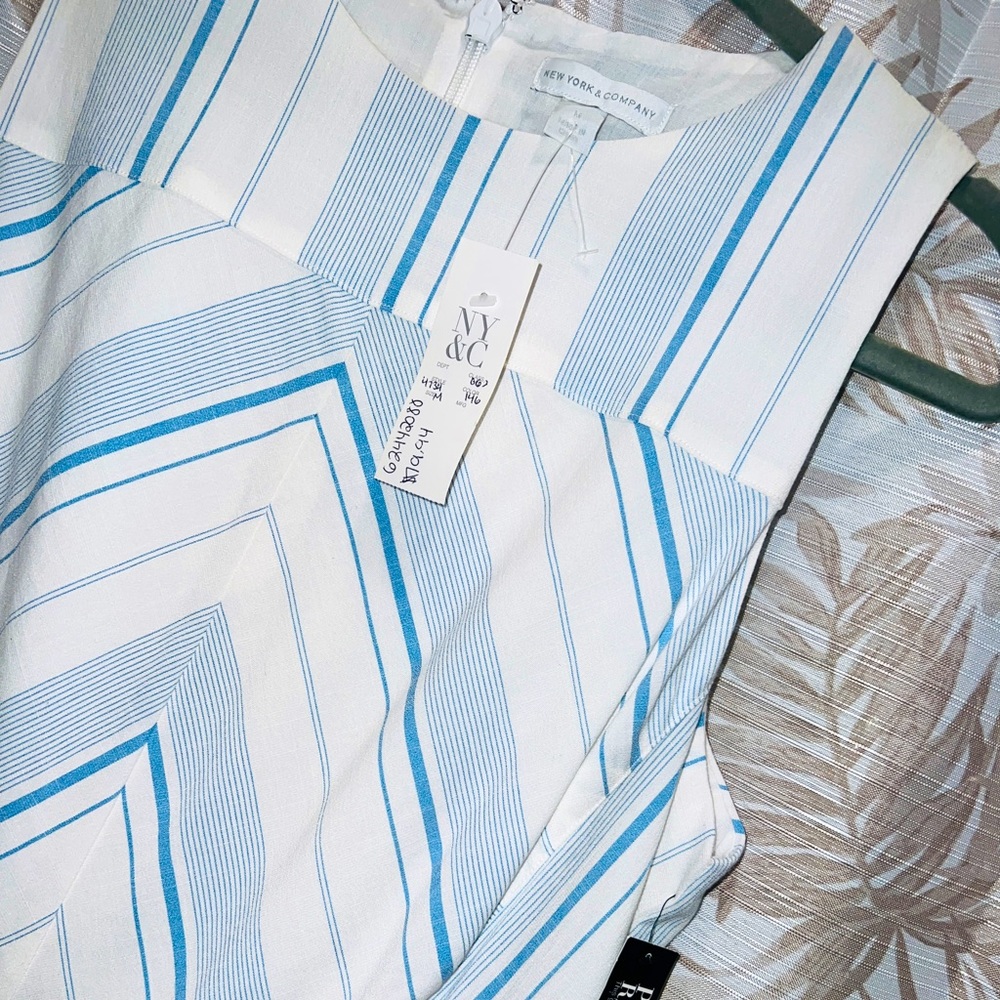 NWT - New York & Company Women’s Dress Size Medium